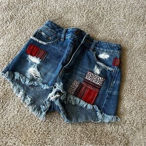 Bullhead Mom Shorts Womens Size 0 Blue Denim Regular Fit Distressed Raw Hem